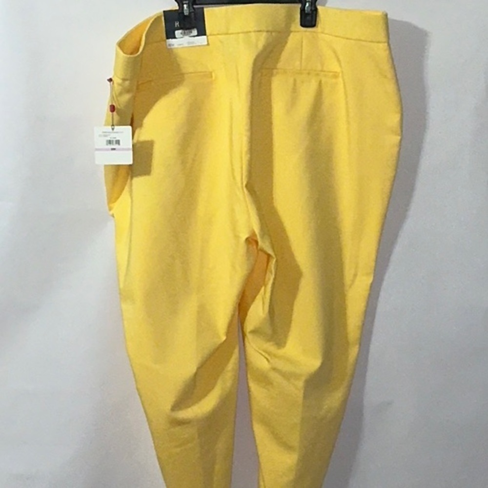 NWT, Rafaella Capris, Size 22W - Picture 3 of 14